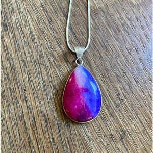 Pink/purple agate gemstone necklace